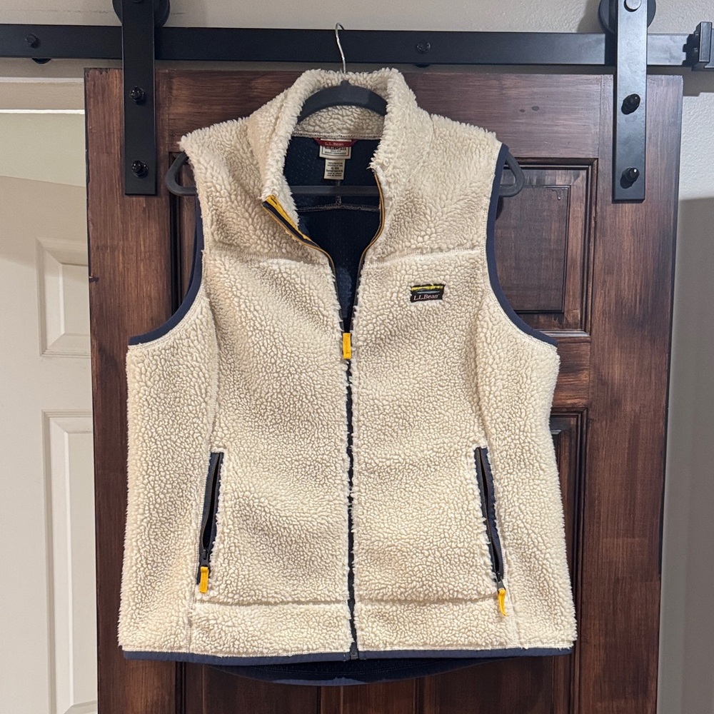 L.L. Bean Cream Sherpa Fleece Vest